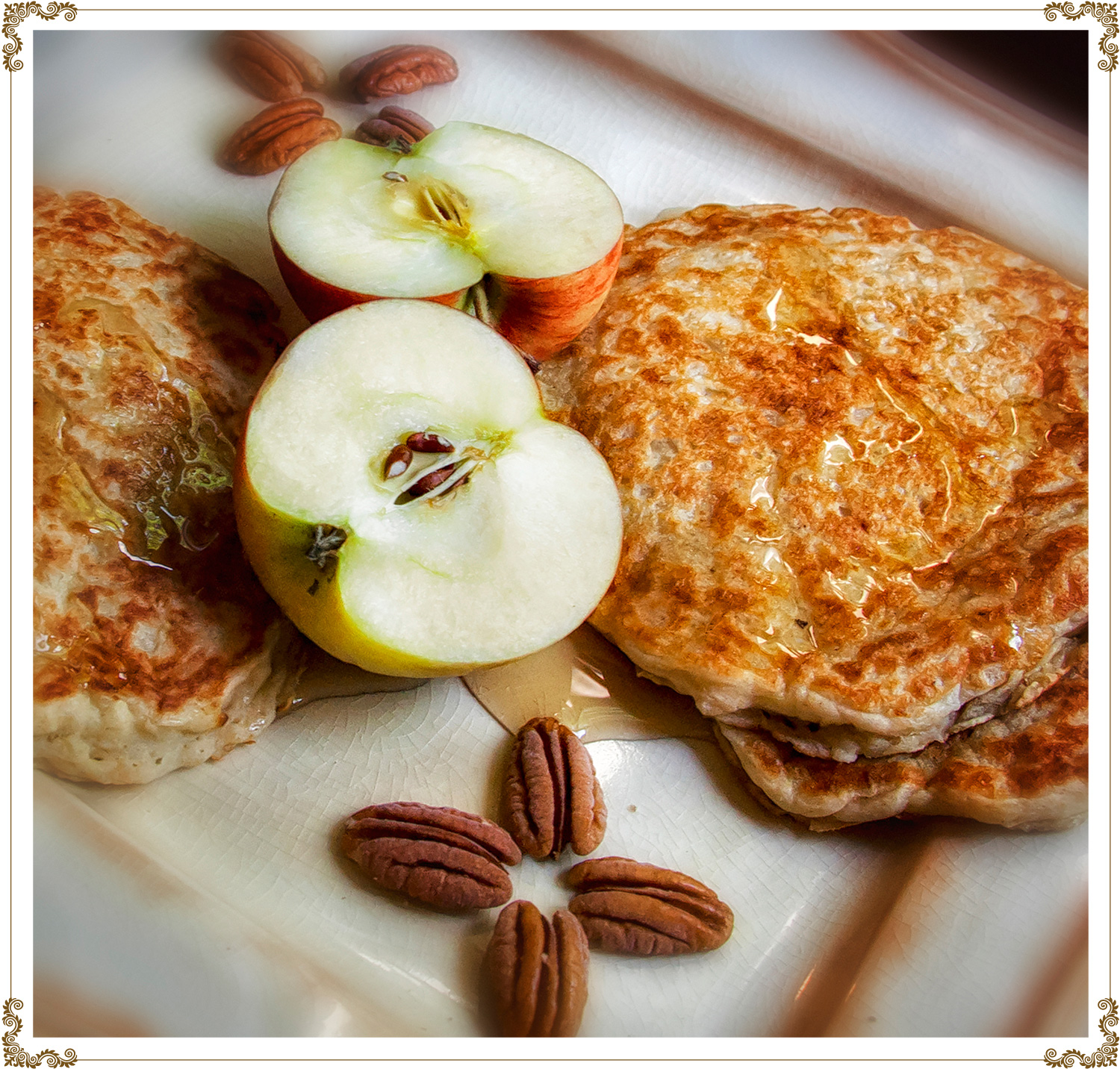 Apple pancakes with the Cuisine l’Angélique Waffle and Pancake Mix 