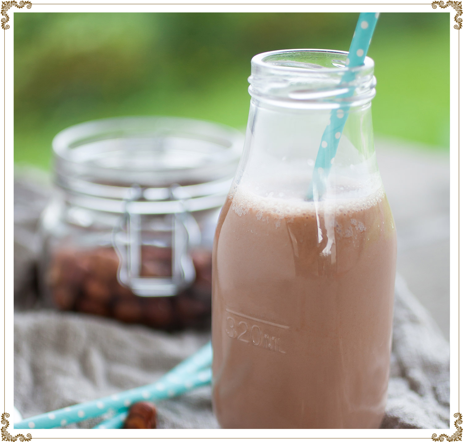 Non-dairy almond hazelnut chocolate drink - Recipe Gluten-free, Dairy-free, Organic from Cuisine l’Angélique.
