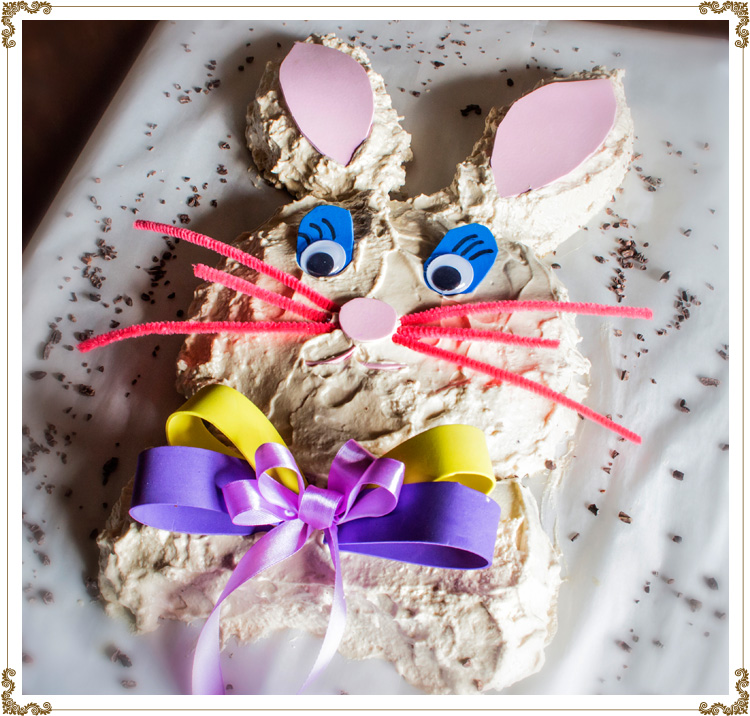 Easter Bunny Cake!
Gluten-free, dairy-free (casein-free) and hypotoxic 
By: Cuisine l'Angélique
