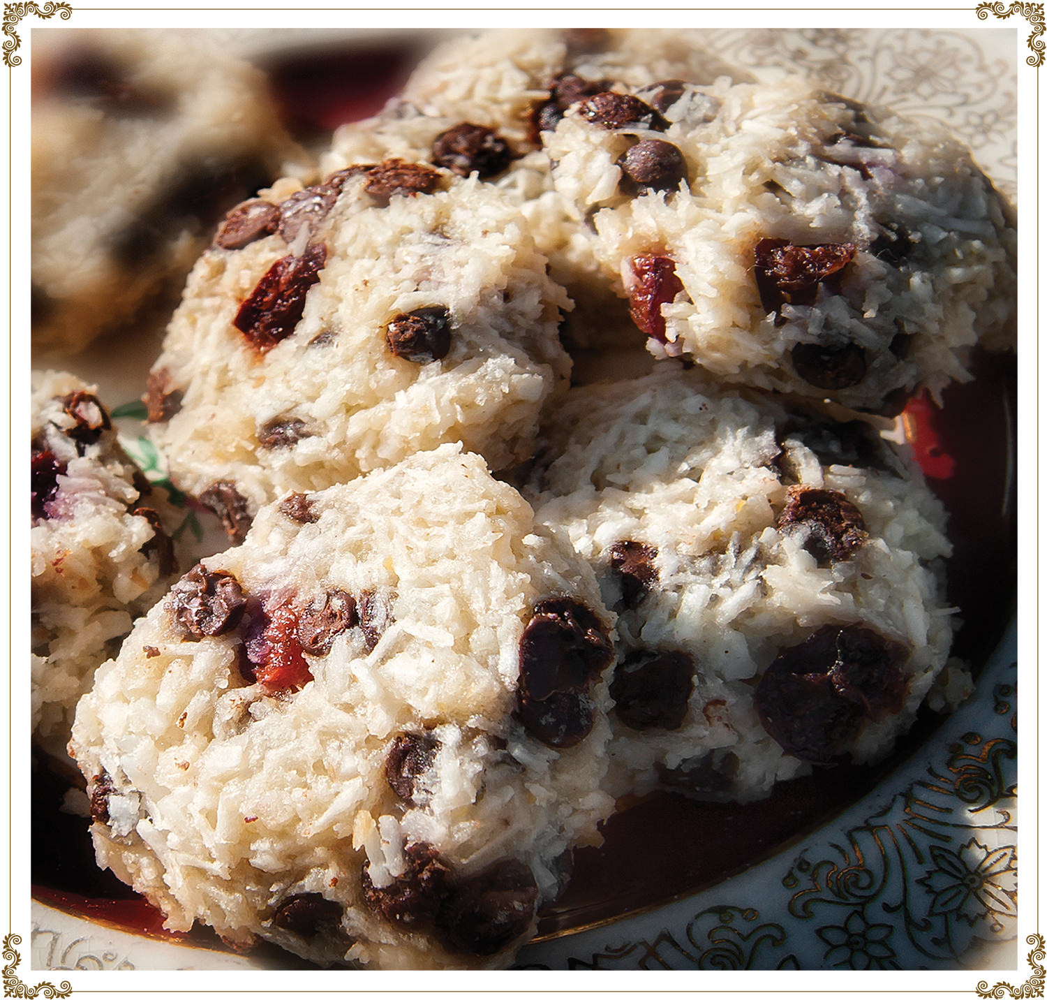 Recipe Chocolate and cherry macarons  Gluten-free, Dairy-free, Organic from Cuisine l’Angélique.