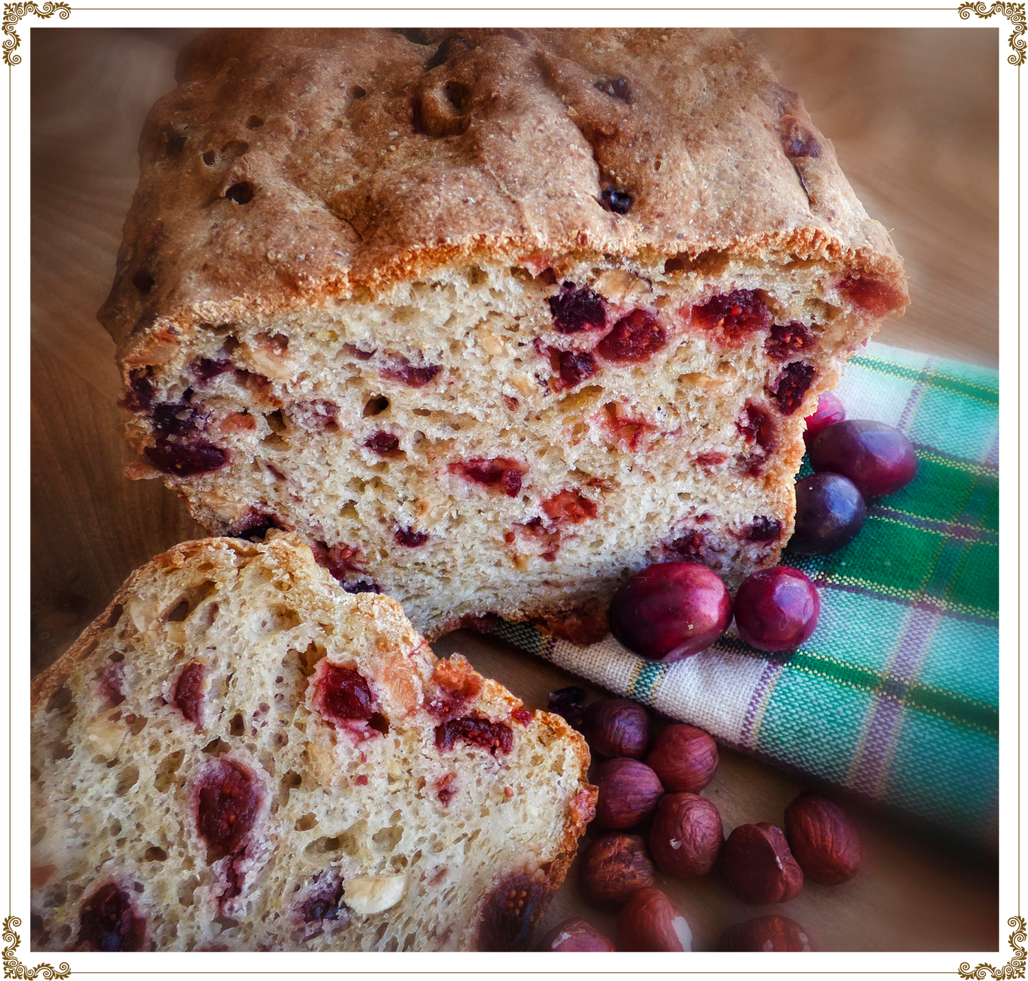 Hazelnut cranberry bread Gluten-free, dairy-free (casein-free), hypotoxic and vegan recipeWITH ALL-PURPOSE FLOUR LA MERVEILLEUSELCOOKING METHOD: BREAD MACHINEBy: Cuisine l'Angélique