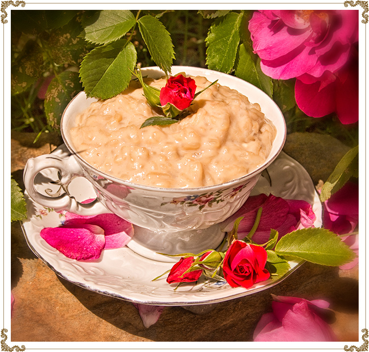 Rose Rice Pudding  
Gluten-free, dairy-free (casein-free), hypotoxic and vegan 
By: Cuisine l'Angélique
