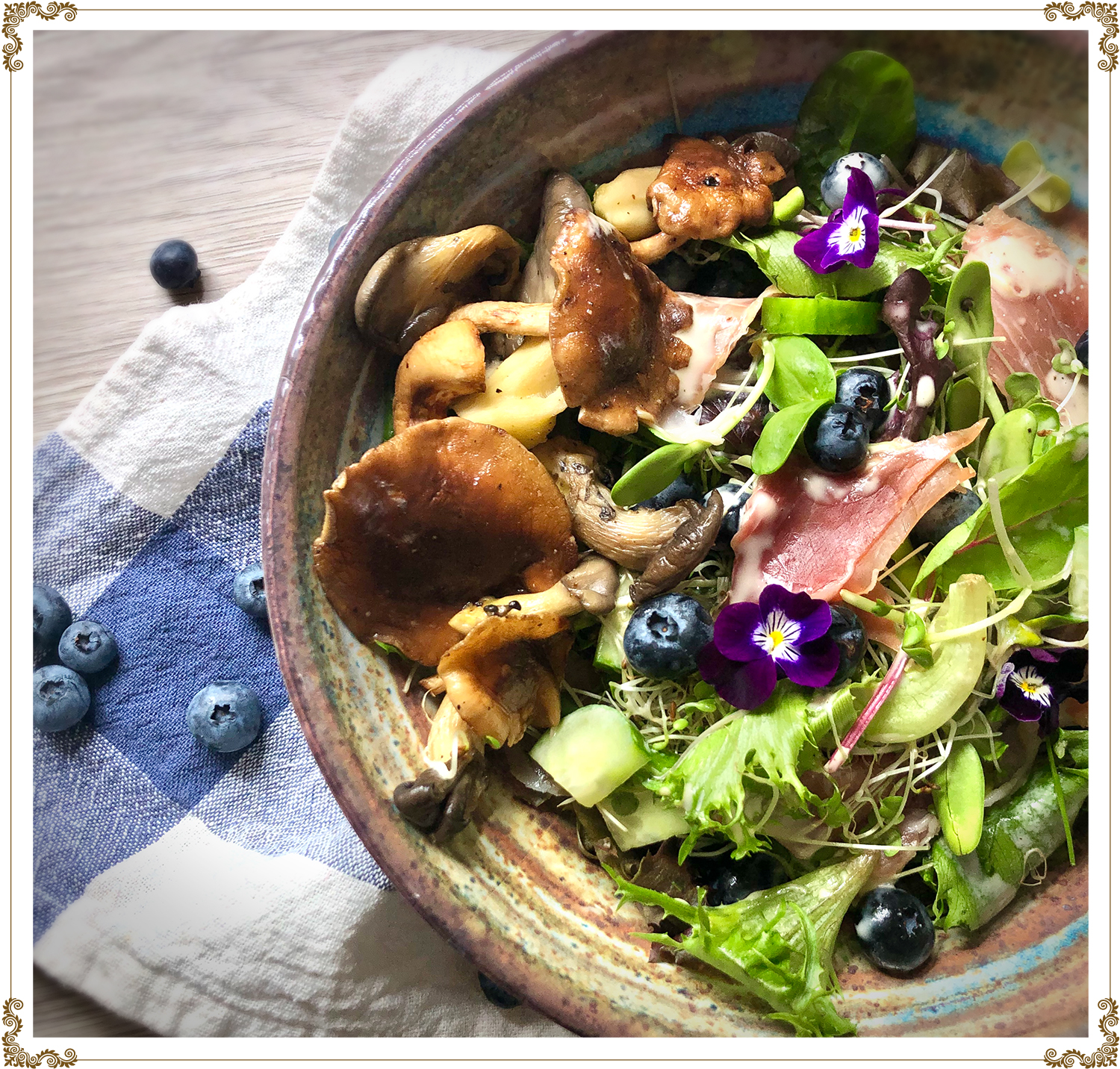 Recette de Salade fraîcheur au prosciutto et bleuets sans gluten et sans produits laitiers de Cuisine l'Angélique.
