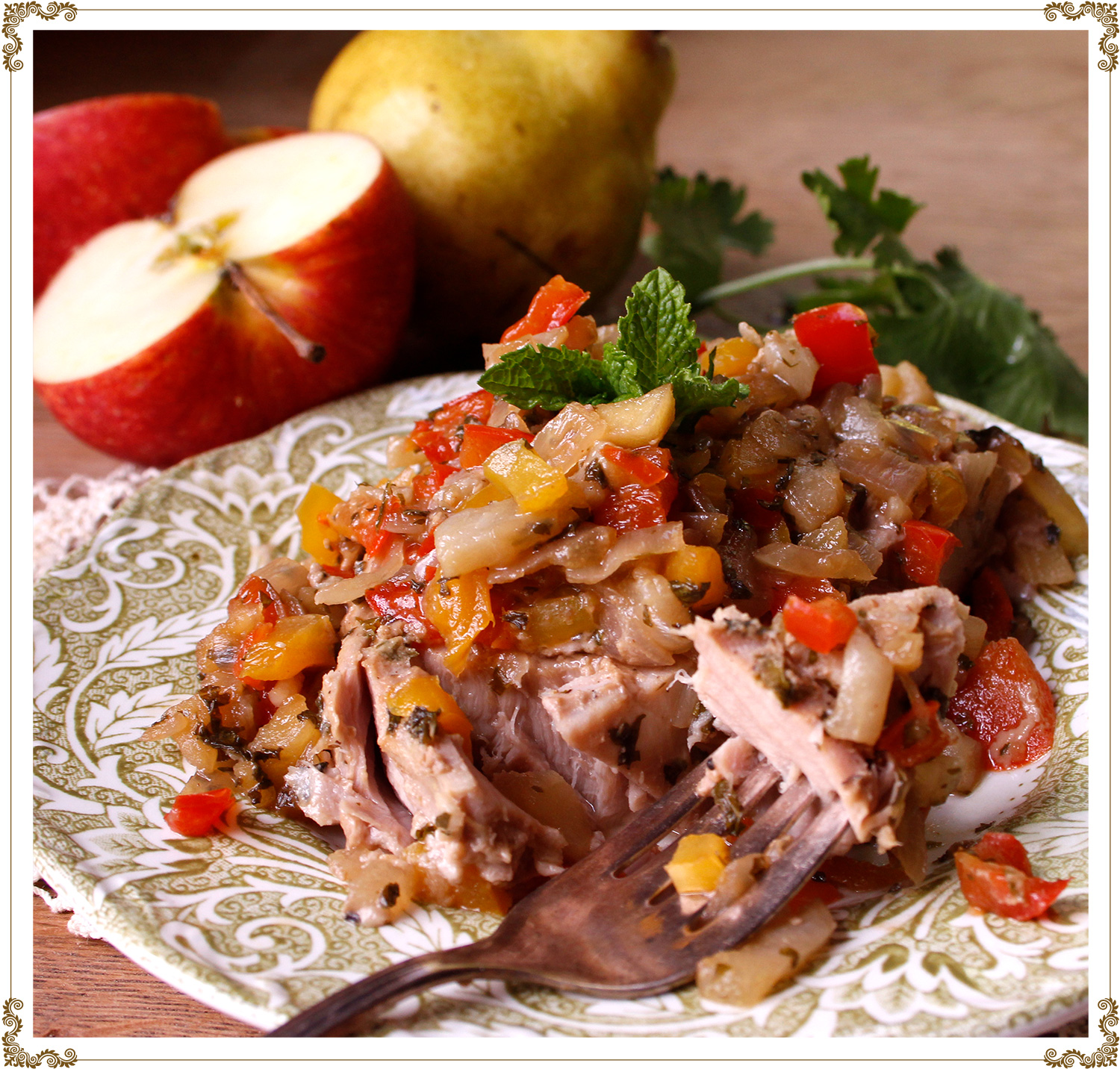 Recipe Salmon with maple salsa, apples and pears  Gluten-free, Dairy-free, Organic from Cuisine l’Angélique.